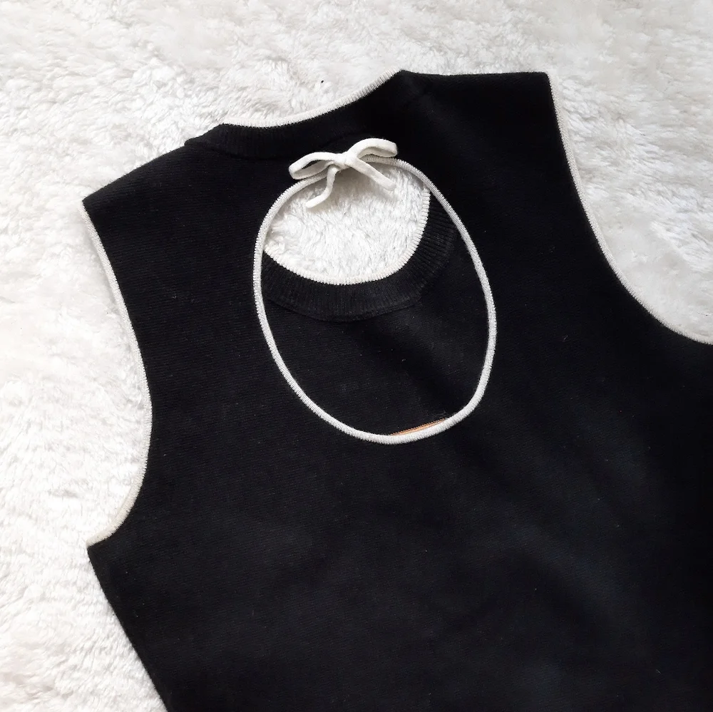 Kate Spade black fluted bow back knit dress - Picture 5 of 7